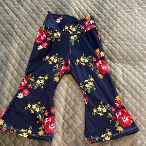 Macy Kate boutique - floral Bell-Bottom Pants